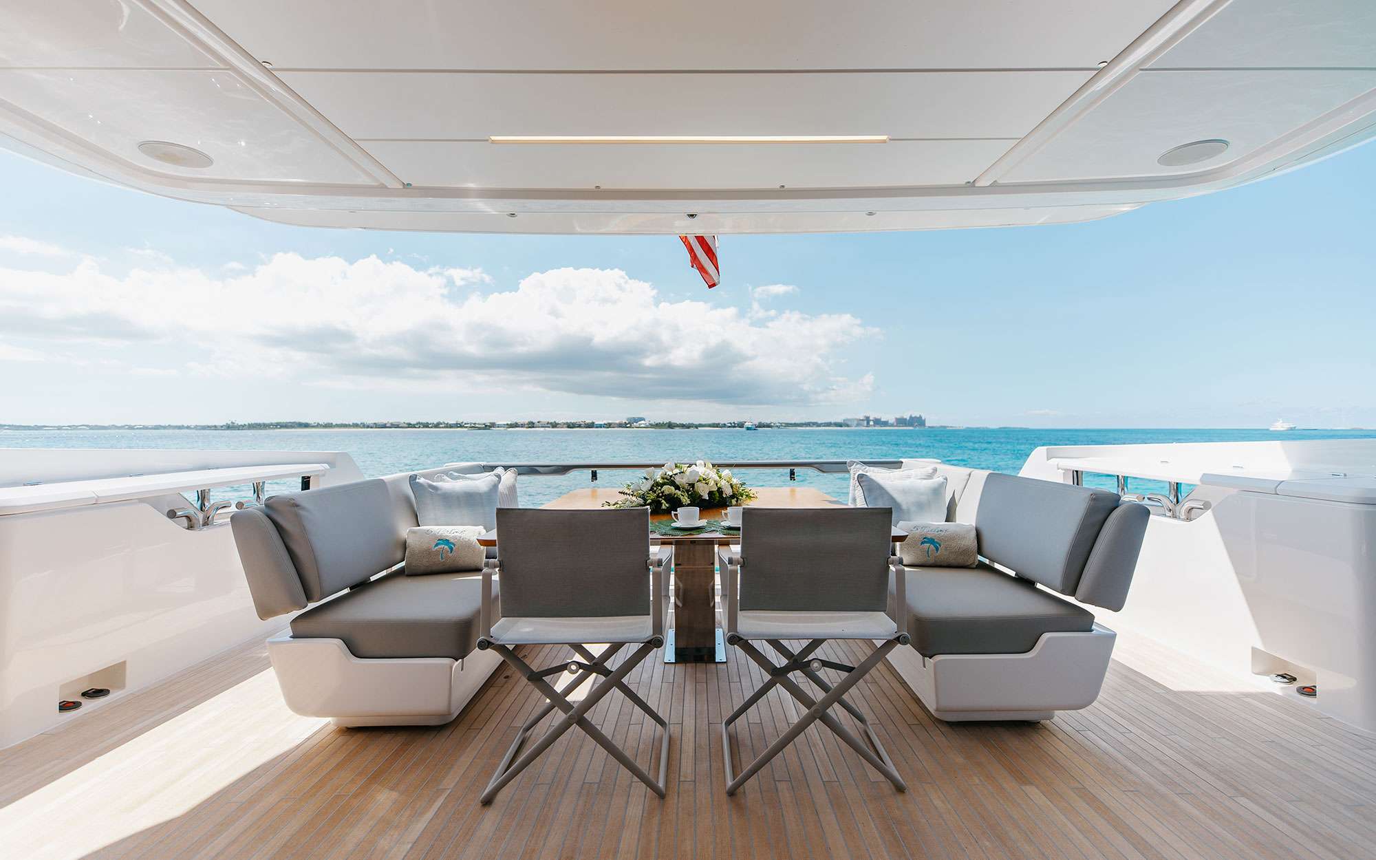 Yacht Photo 5